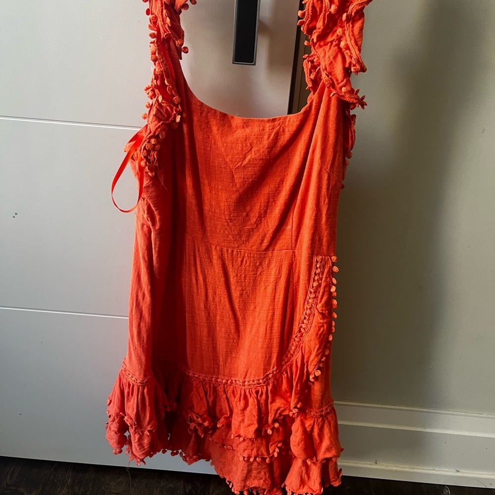 Selfie Leslie Dress